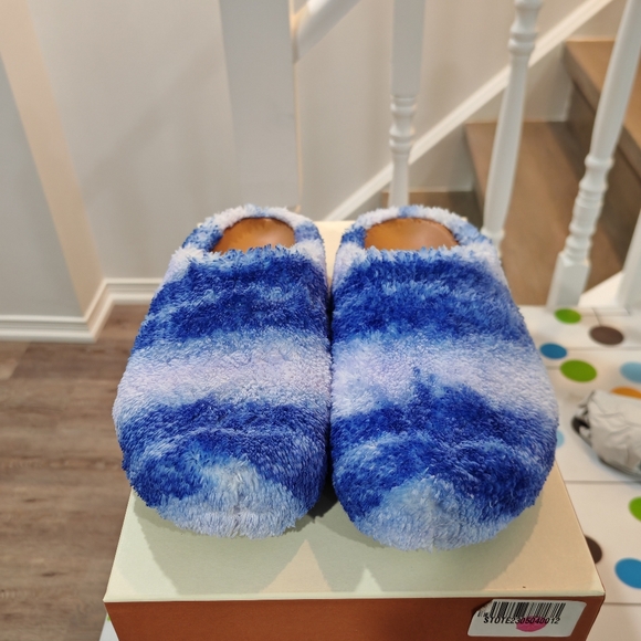 MARNI Fussbett Sabot Shearling Mules - UNISEX - Picture 4 of 8